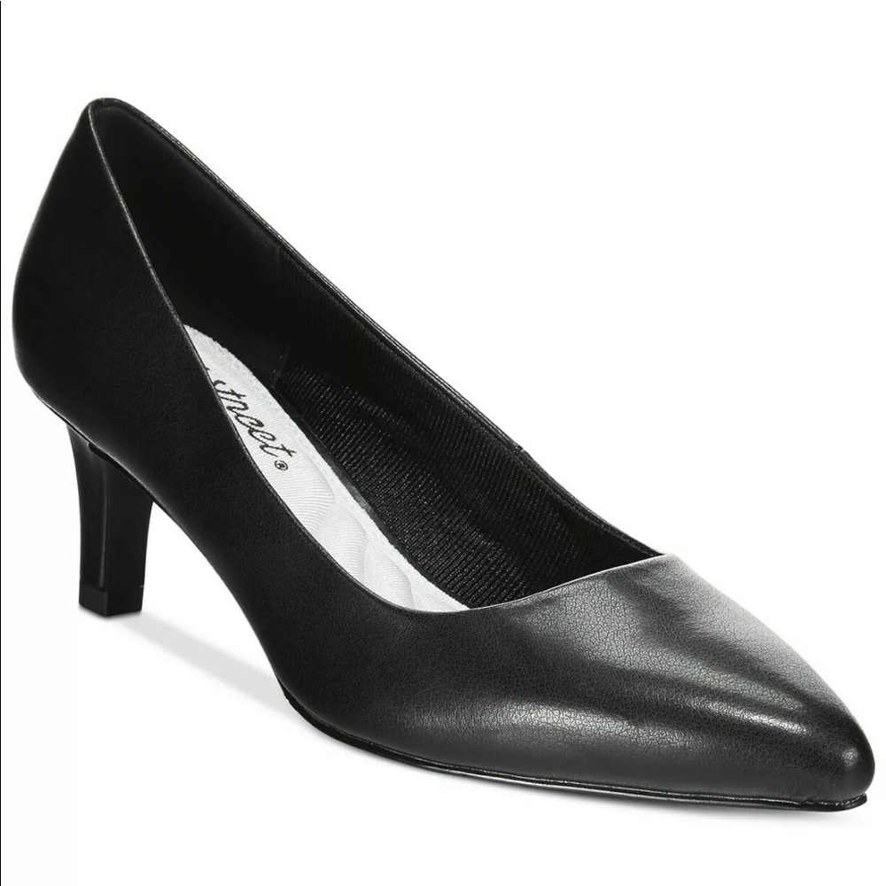 🔥EASY STREET🔥POINTE BASIC PUMPS BLACK CLASSIC HEELS SIZE 6 NEW IN BOX